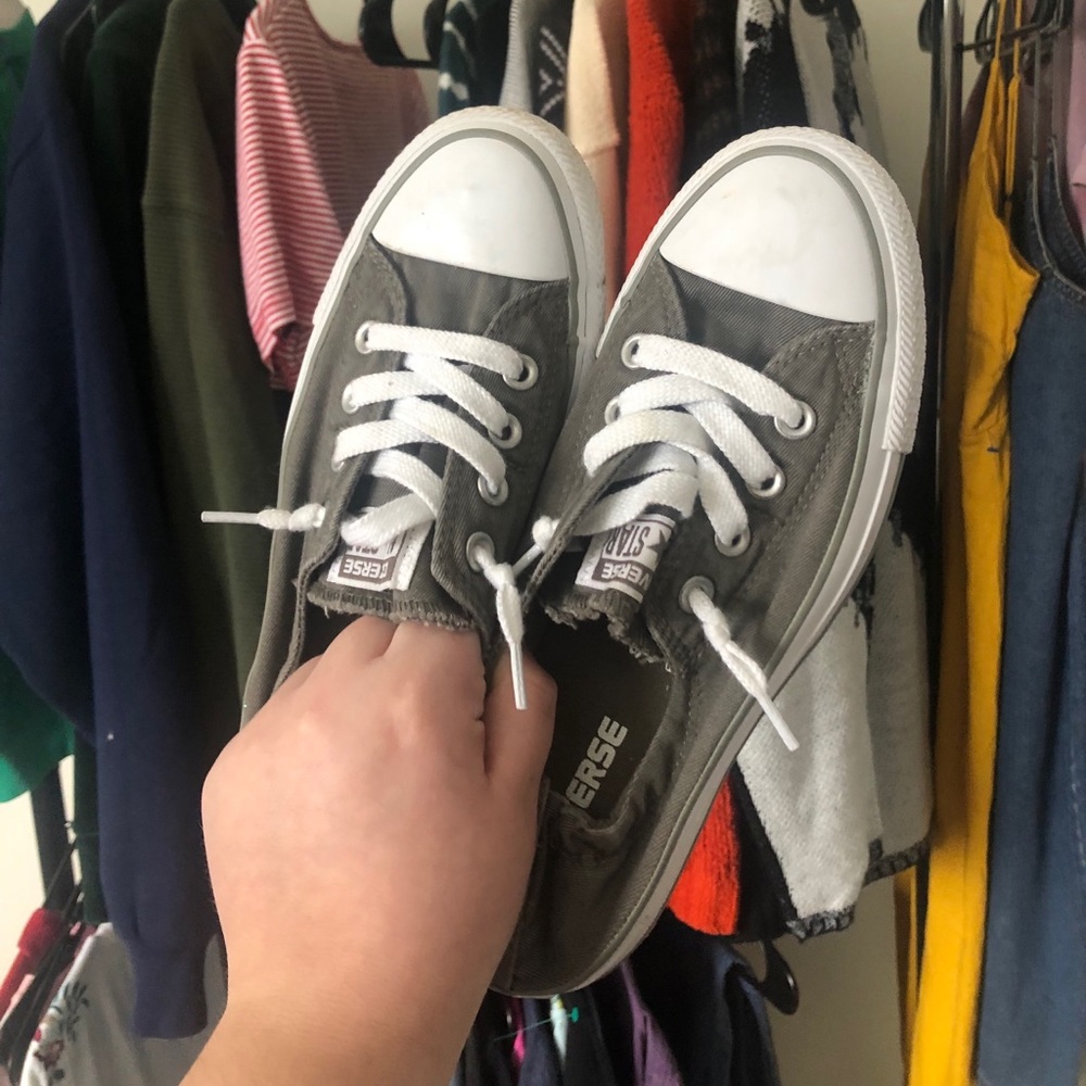 ash shoreline slip on converse.